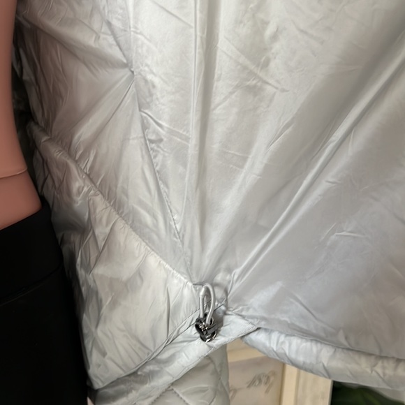 BCBG MAXARIA jacket - Picture 6 of 10